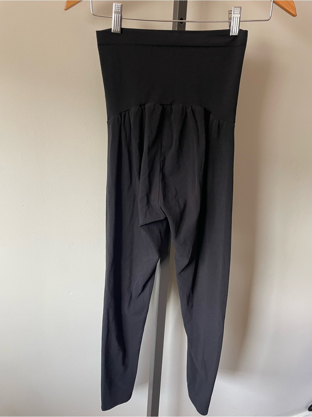 Motherhood Maternity Legging Tight Black Size Small - Picture 2 of 5
